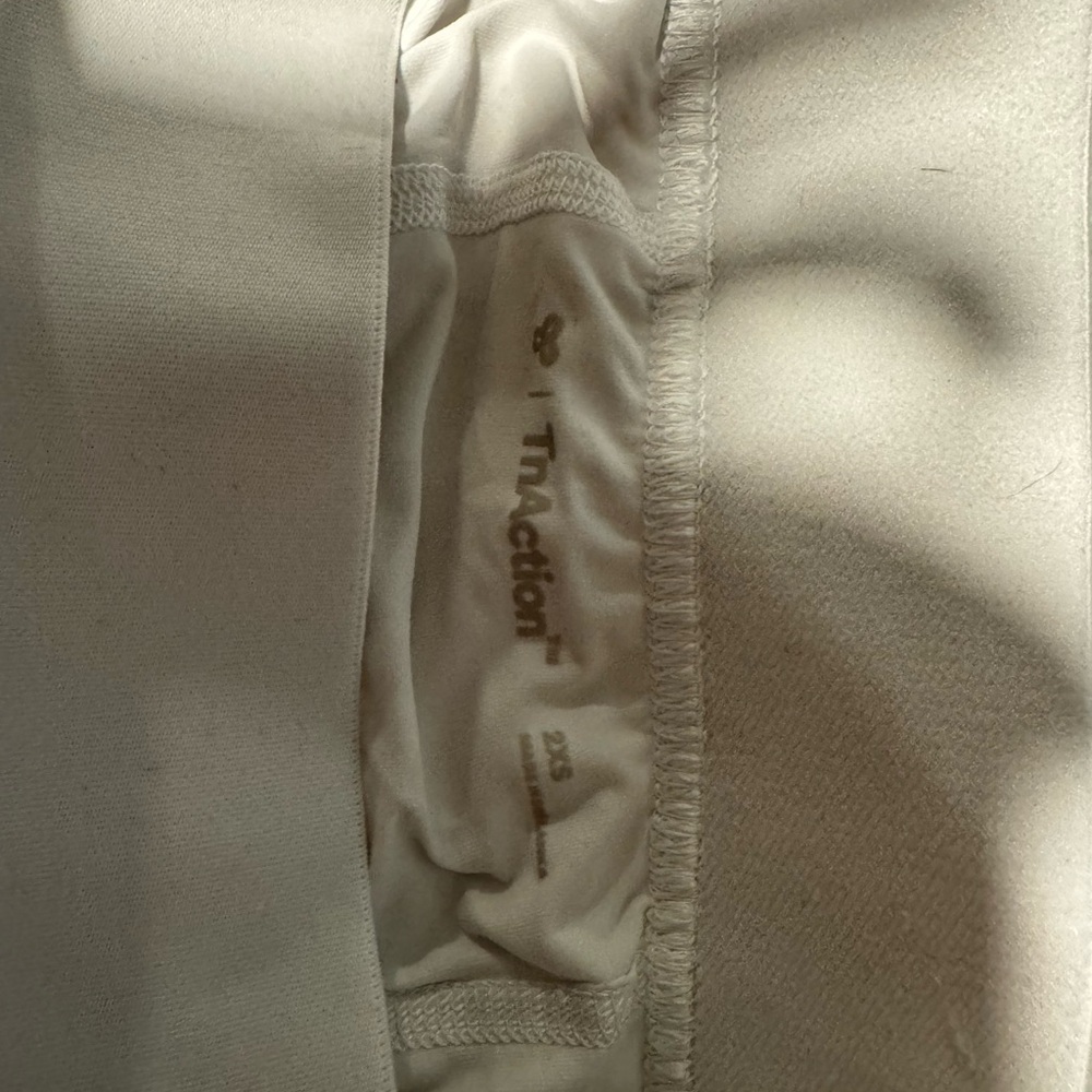SOLD FBMP - TNA mini skirt - Picture 2 of 3